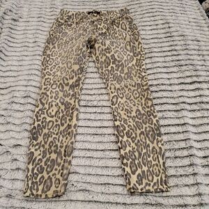 Fun leopard print 7 for all mankind skinny jeans Size 24!